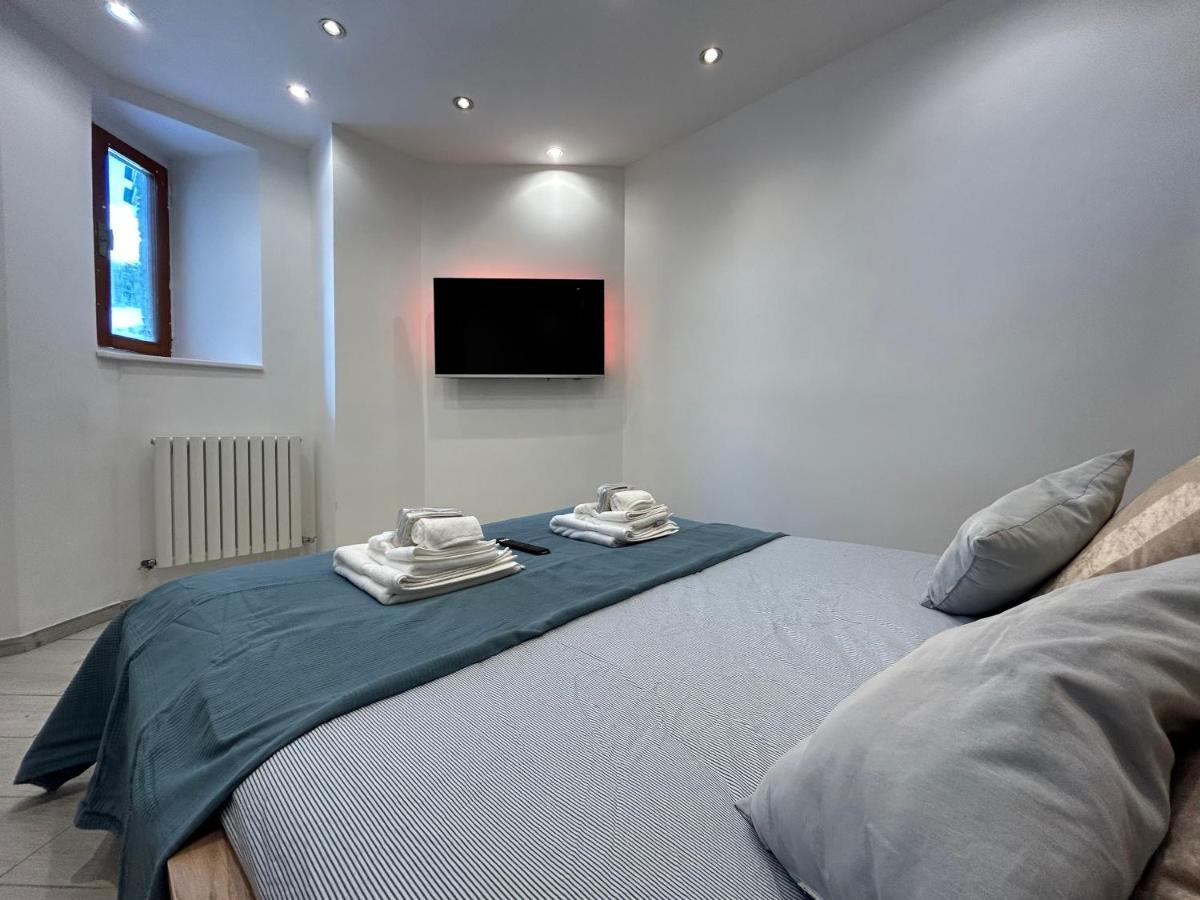 Terra Apartment - Ski In & Ski Out - Cerviniaholidays-Com Брей-Червиния Экстерьер фото